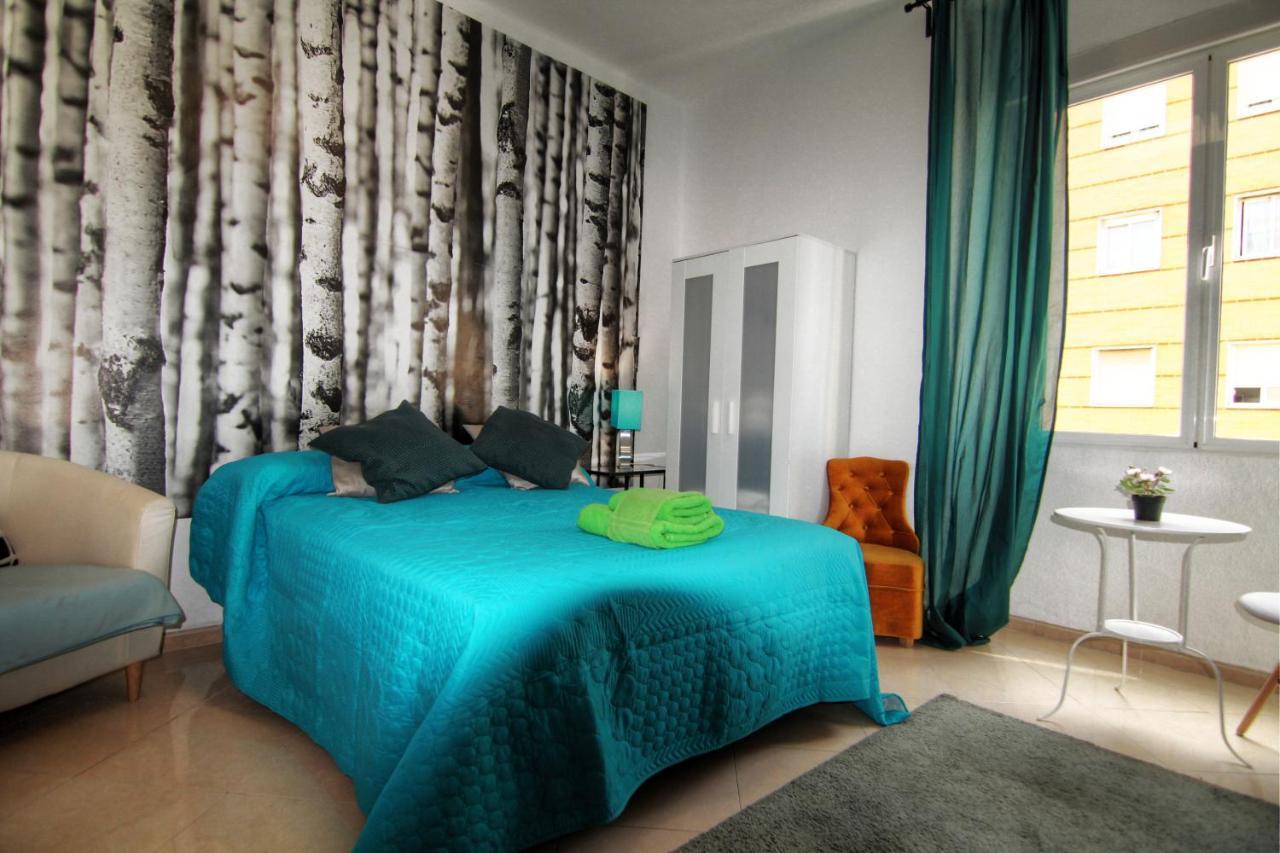 Arriola Rooms Малага Экстерьер фото